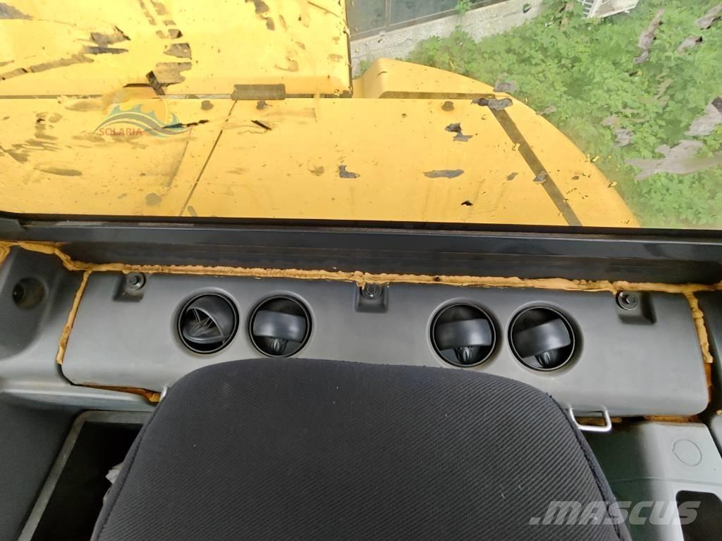 Komatsu PC 70-8 Excavatoare pe șenile
