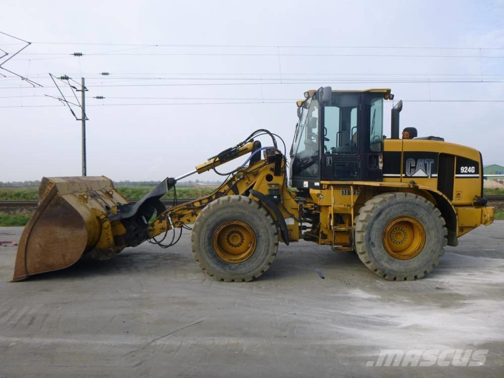 CAT 924 G HL Incarcator pe pneuri