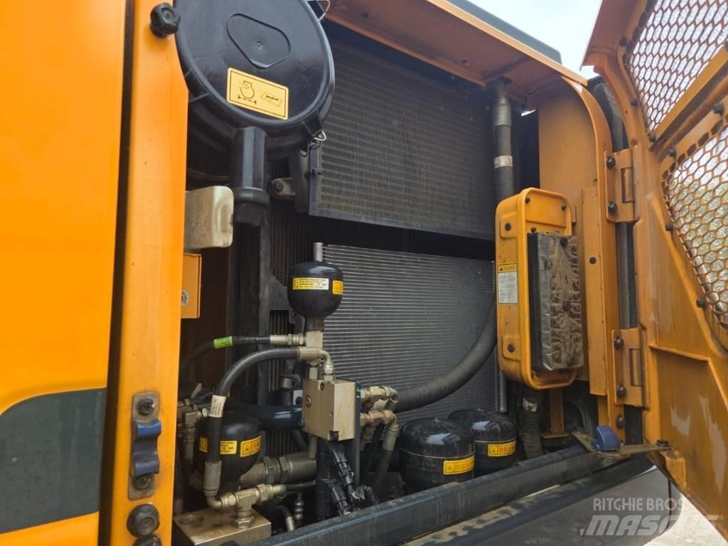 Hyundai HW 145 Excavatoare cu roti