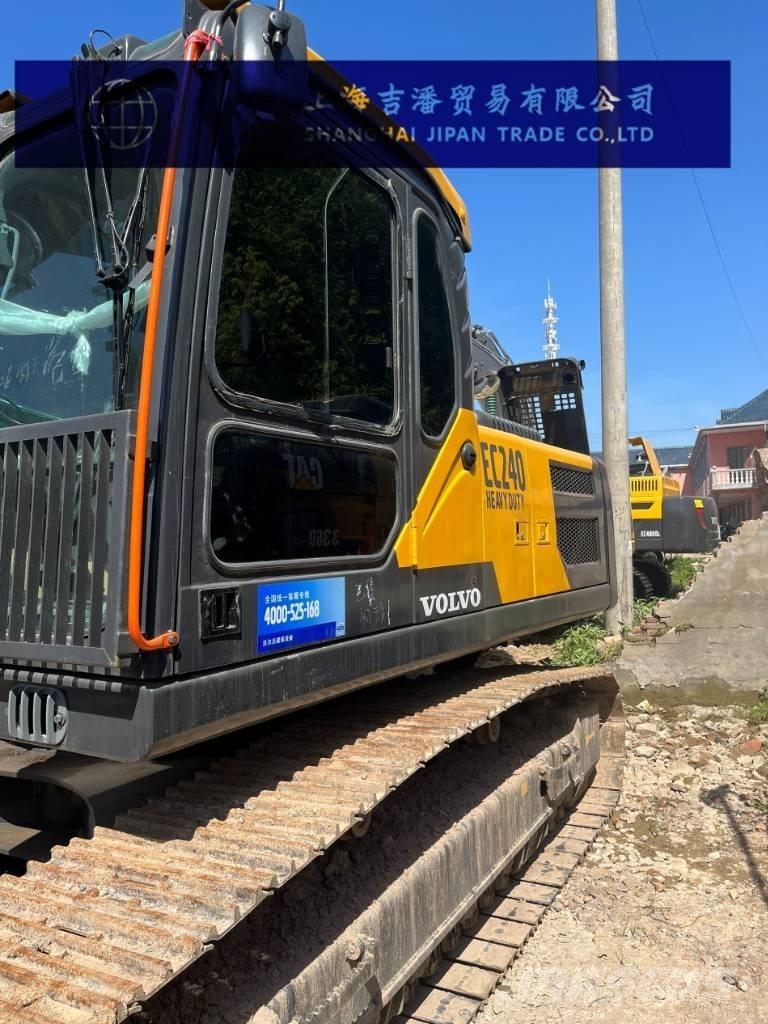 Volvo EC 240 Excavatoare pe șenile
