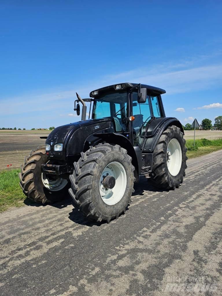 Valtra N 101 Tractoare