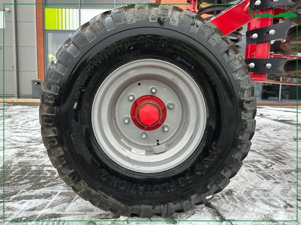 Horsch Terrano 4 FX Cultivatoare