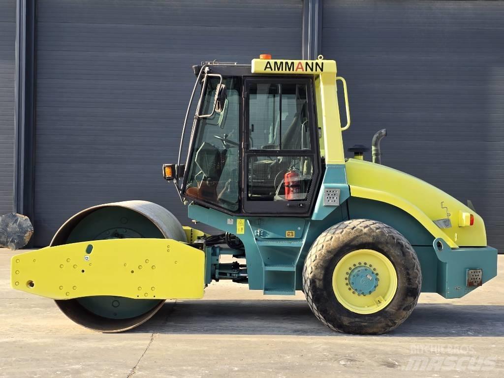 Ammann VV 700 D Cilindri compactori micsti