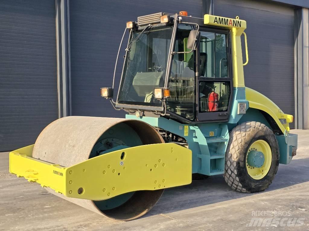 Ammann VV 700 D Cilindri compactori micsti