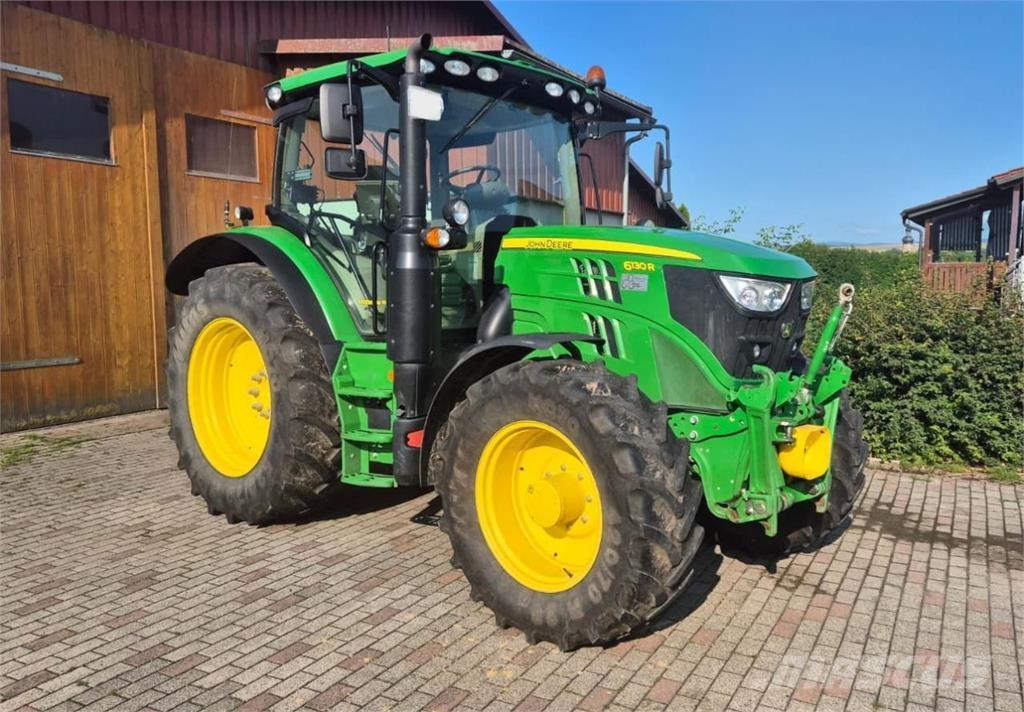 John Deere 6130R Tractoare