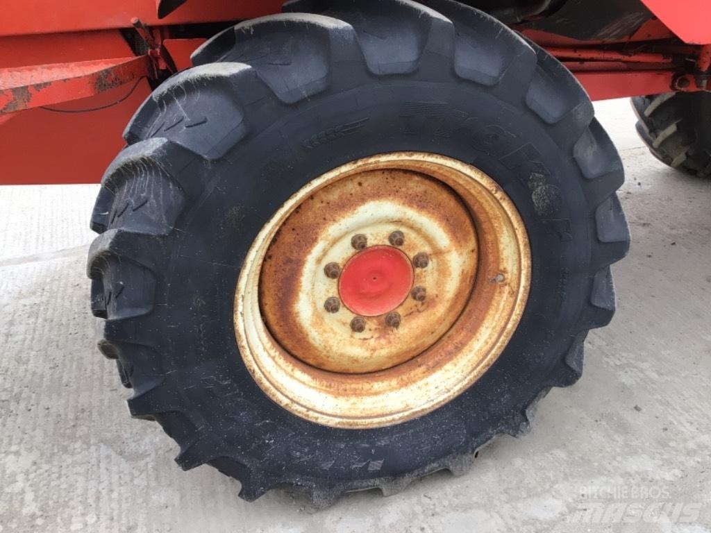 Bateman RB25 SPRAYER Pulverizatoare autopropulsate