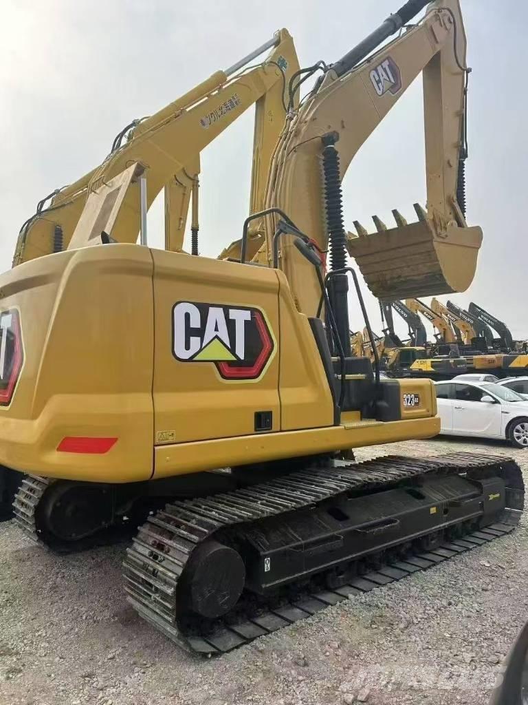 CAT 323 Excavatoare pe șenile
