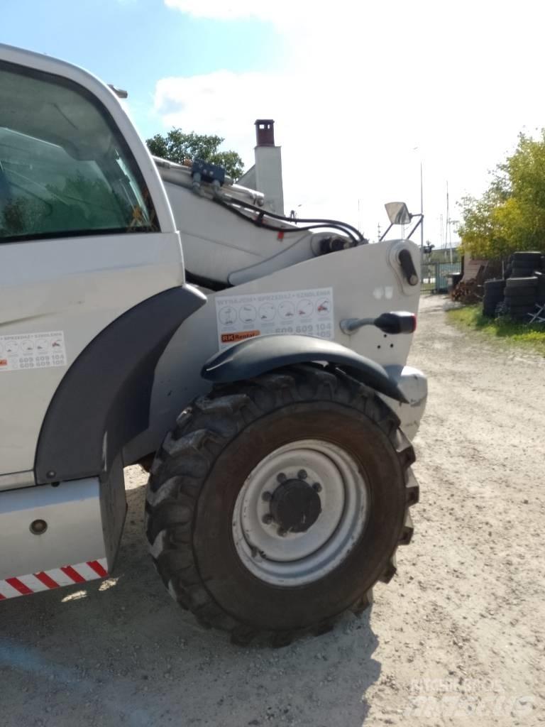 Manitou MT 1440 Buldoexcavatoare