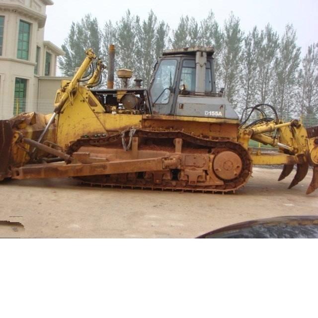 Komatsu d155a-2 Buldozere pe senile
