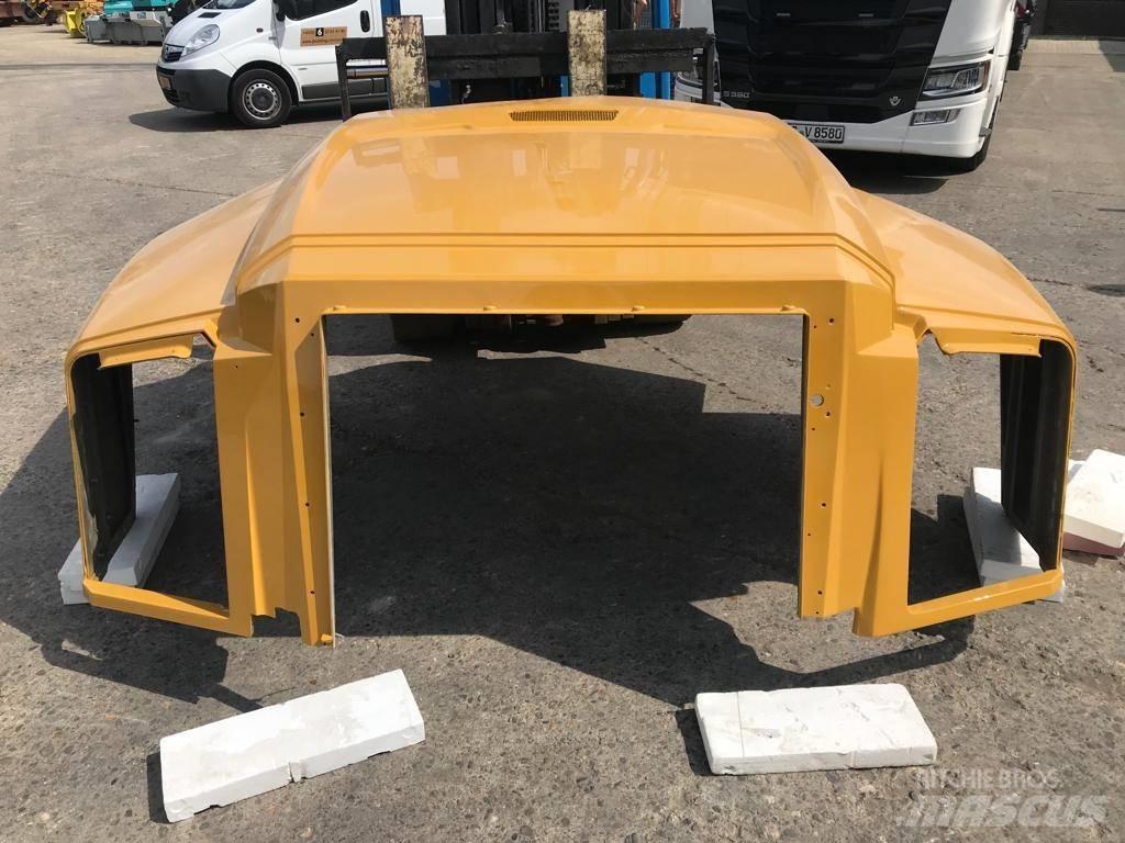 CAT 735 B Hood Sasiuri si suspensii