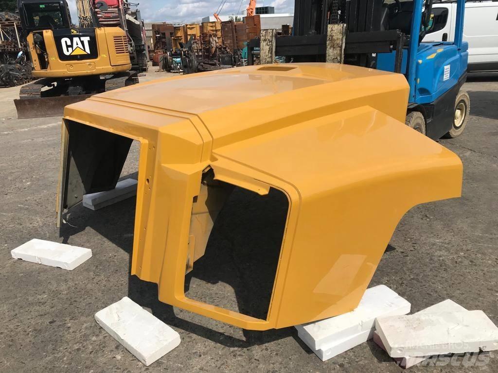 CAT 735 B Hood Sasiuri si suspensii