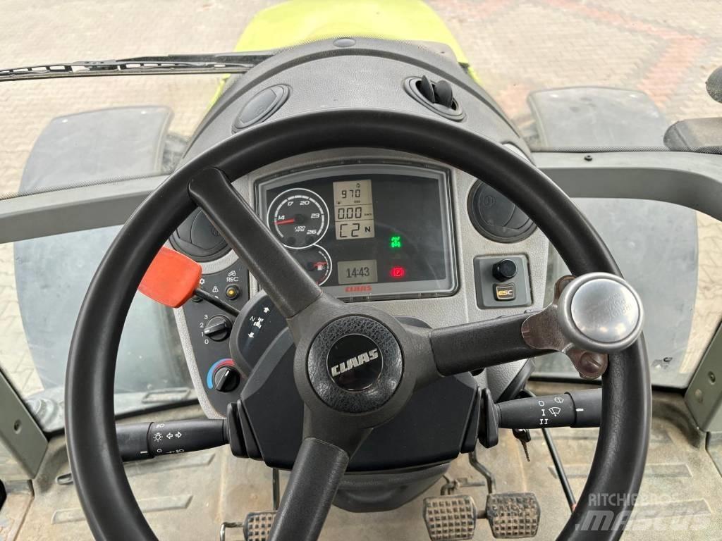 CLAAS Arion 640 Tractoare