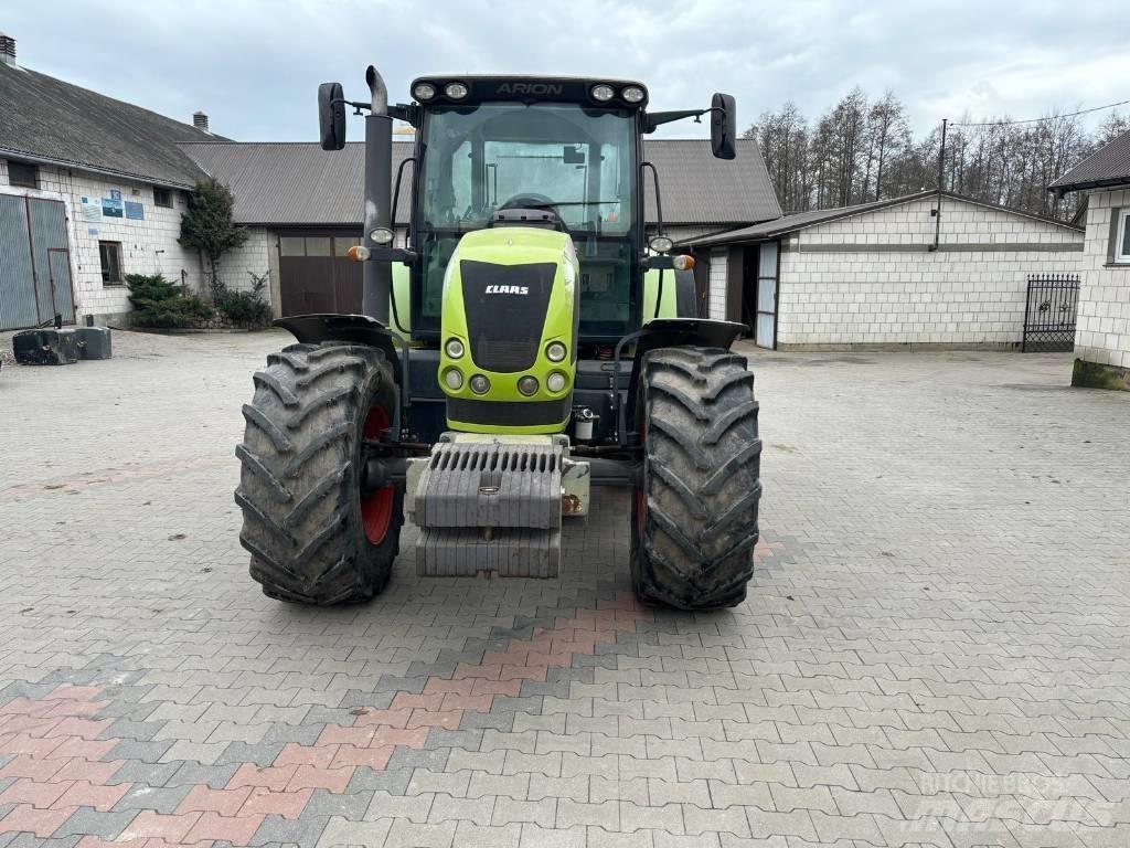 CLAAS Arion 640 Tractoare