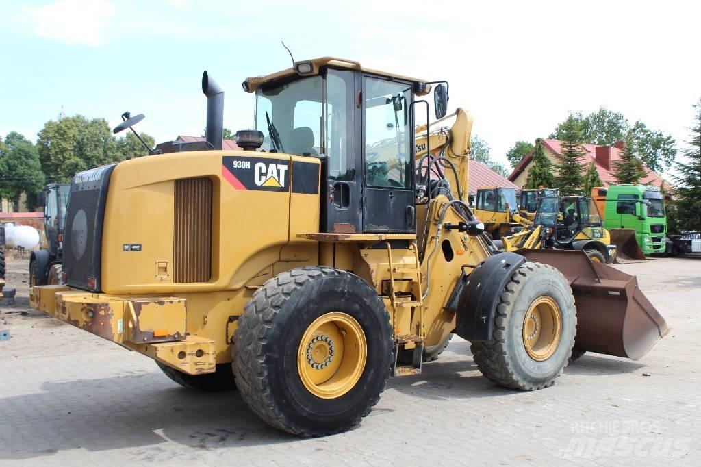 CAT 930 H Incarcator pe pneuri