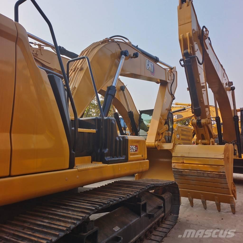 CAT 326 GC Excavatoare pe șenile
