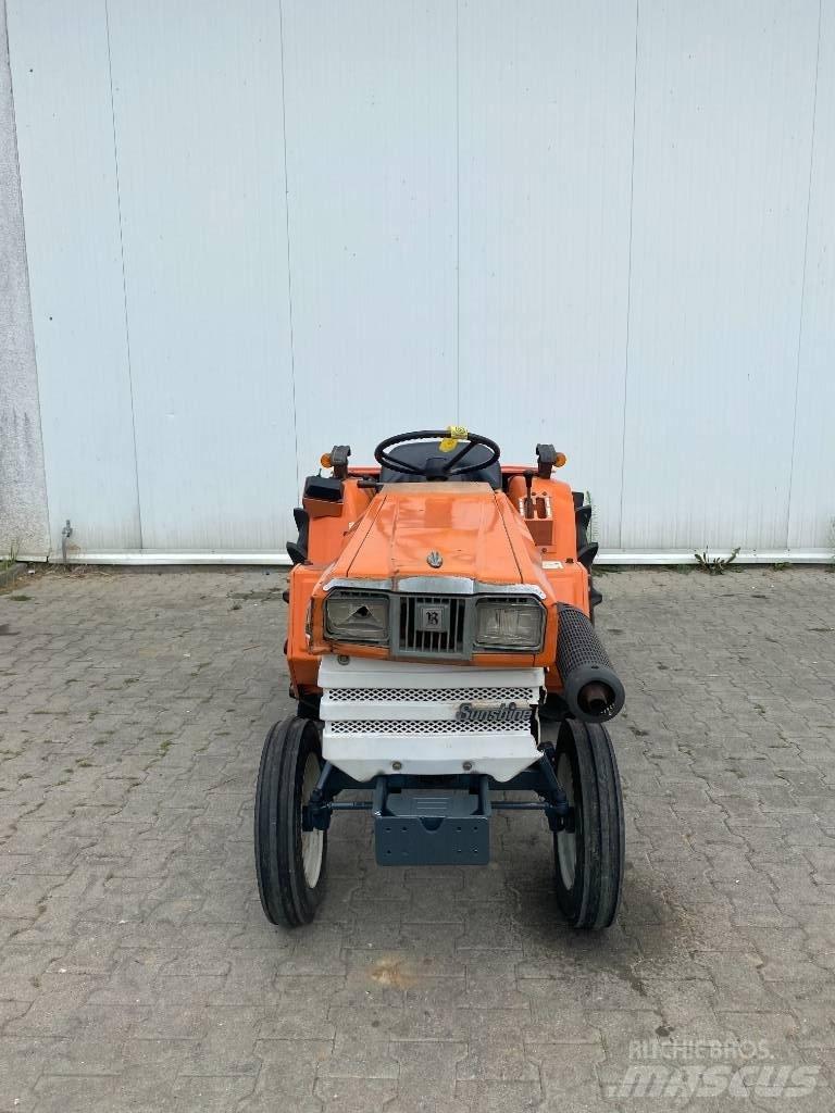 Kubota B1702-M Tractoare compacte