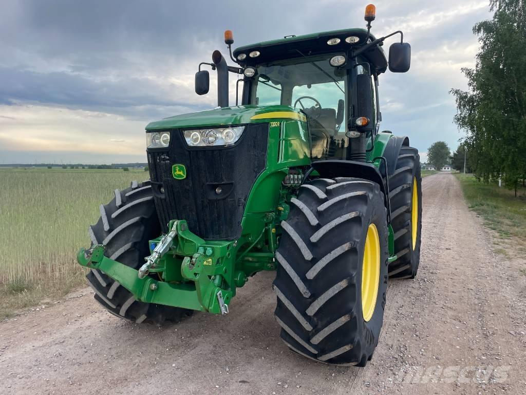 John Deere 7200 R Tractoare