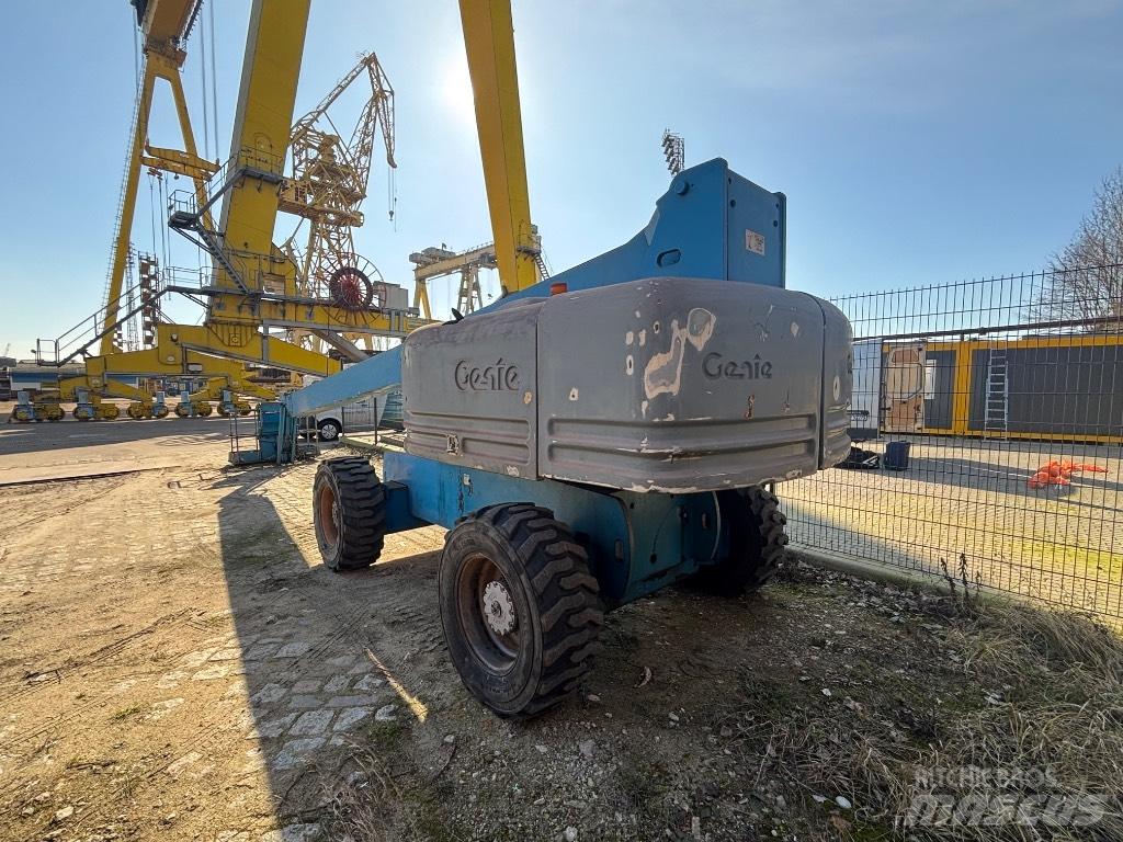 Genie S-85 Nacele cu brat telescopic