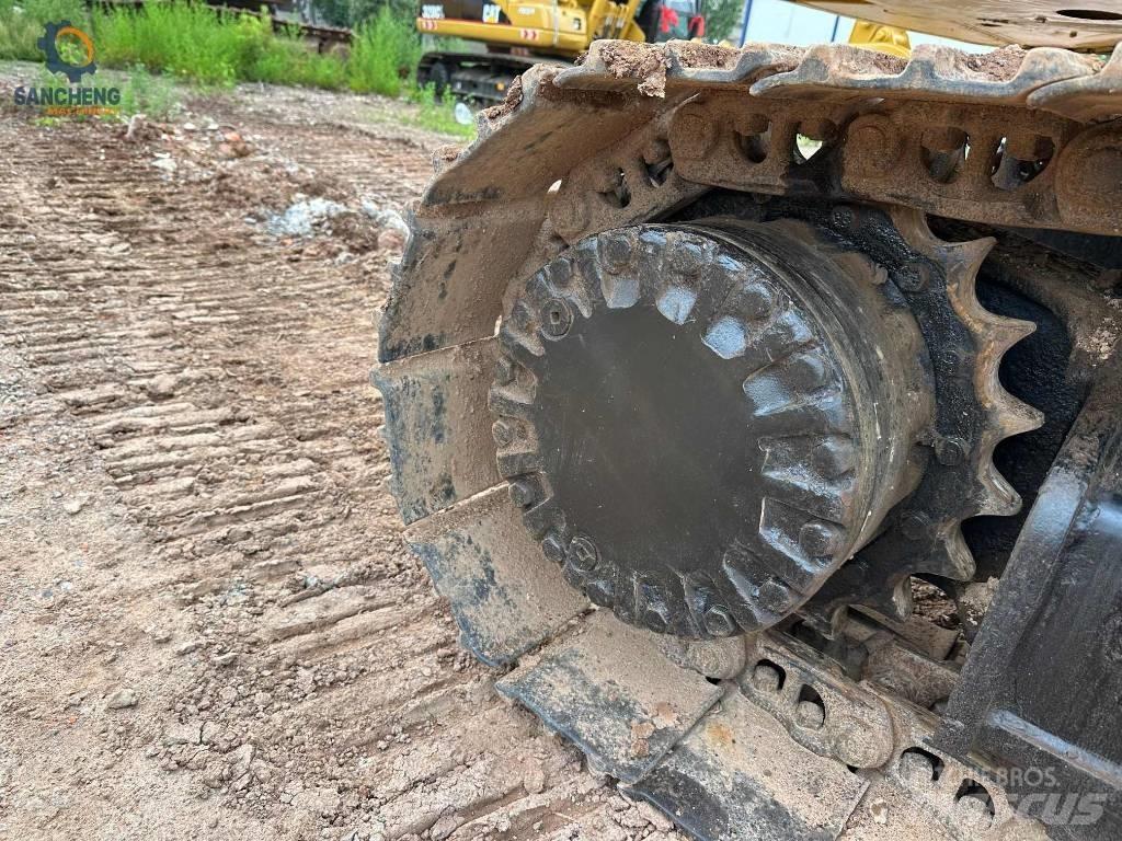 CAT 320 C L Excavatoare pe șenile
