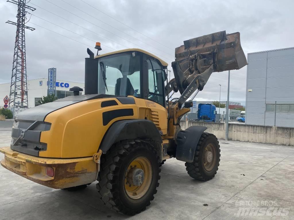 Volvo L45F Incarcator pe pneuri