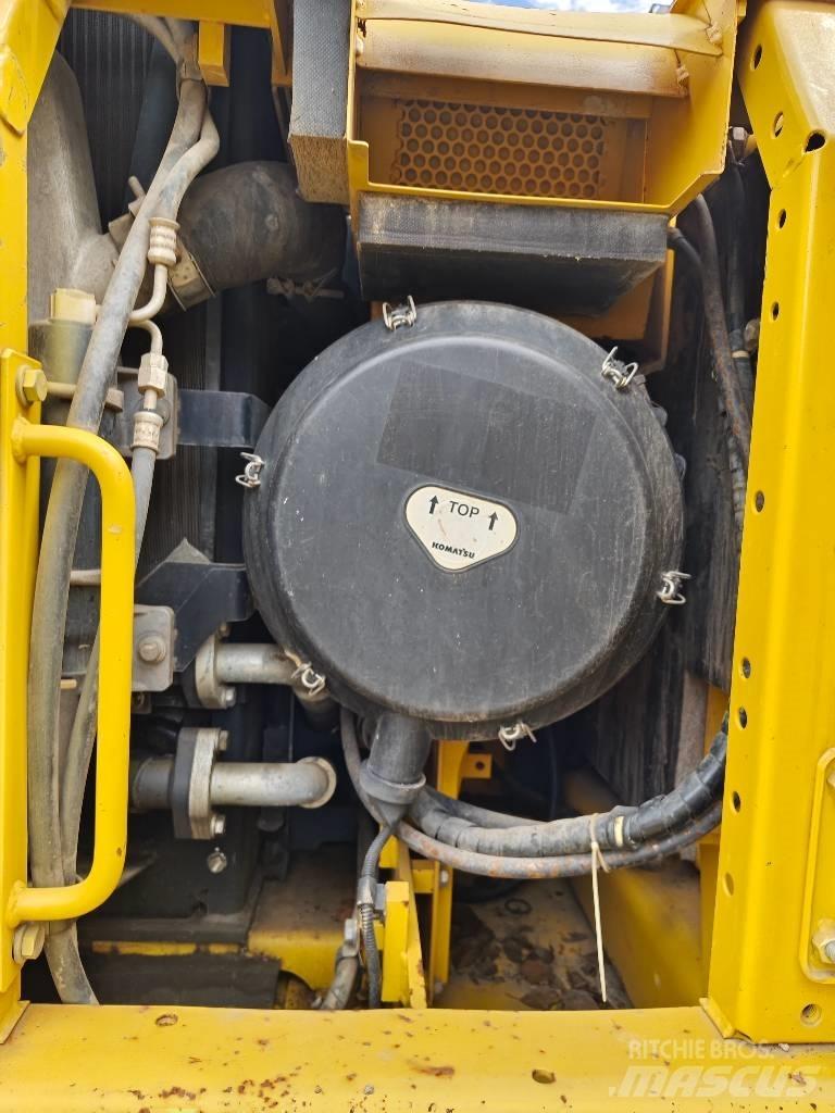 Komatsu PC 450-8 Excavatoare pe șenile
