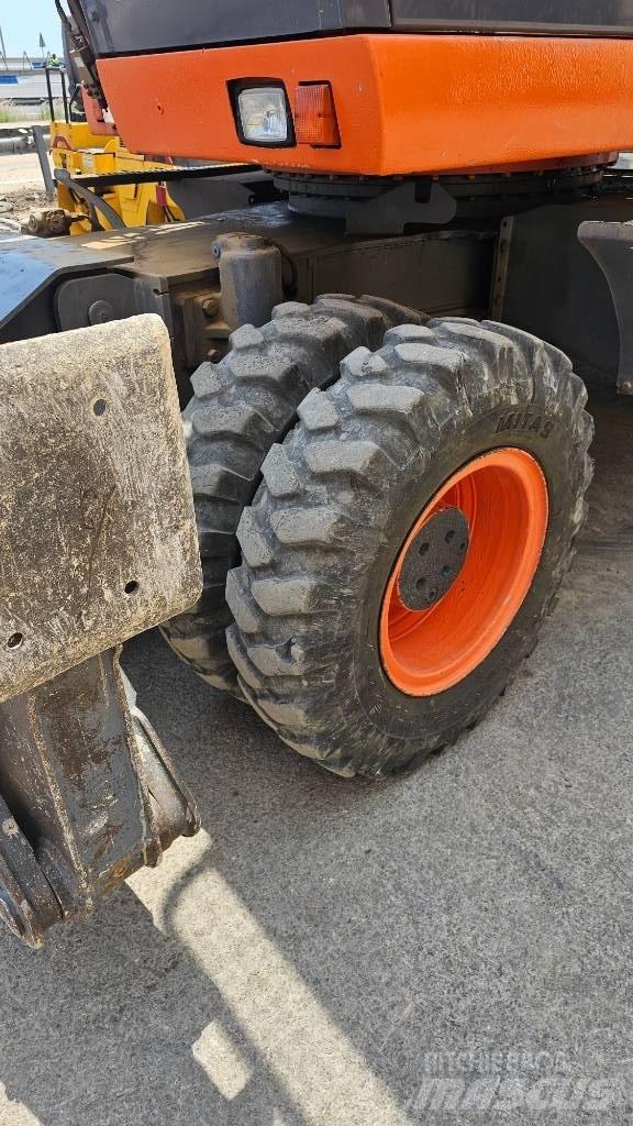 Fiat-Kobelco E215W Excavatoare cu roti