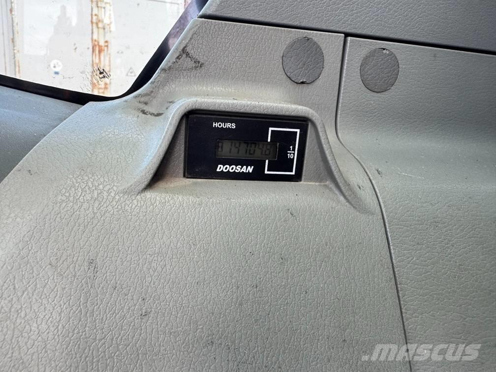 Doosan DX 300 LC-3 Excavatoare pe șenile
