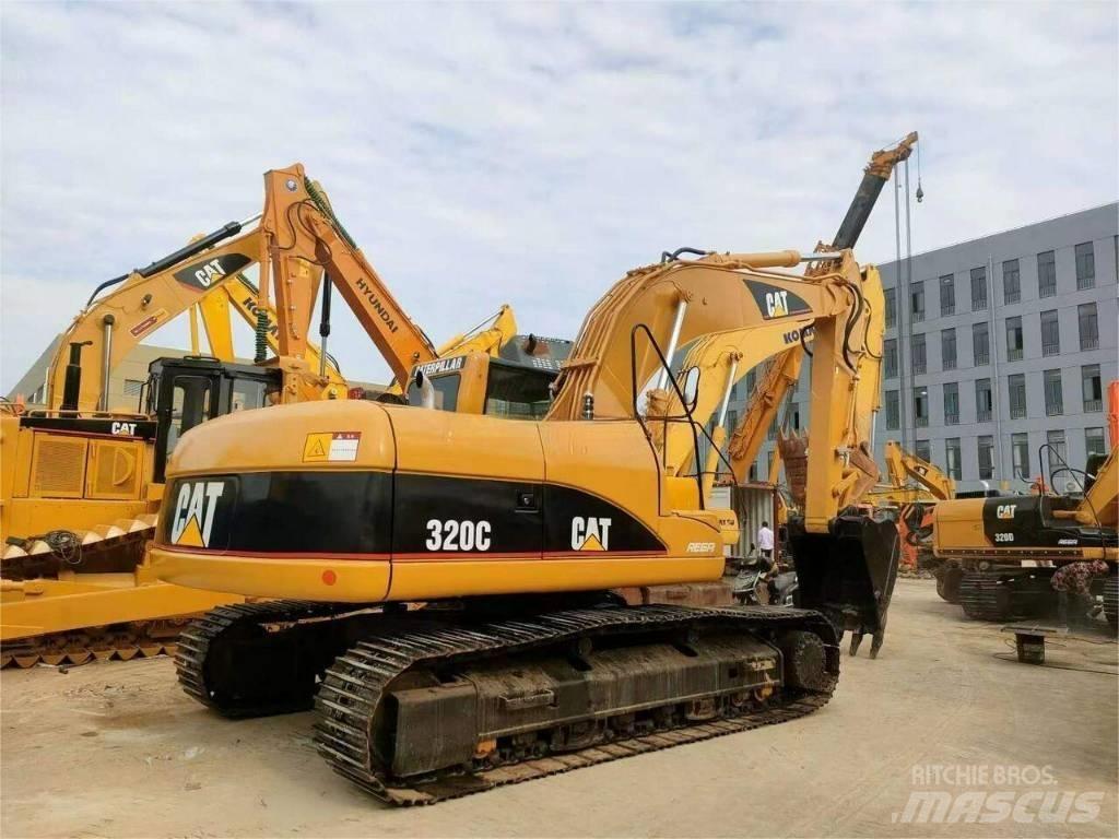 CAT 320C Excavatoare pe șenile
