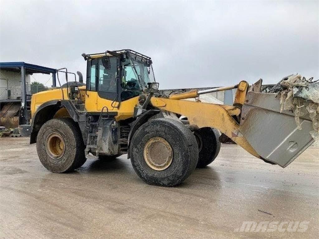 Komatsu WA 380--8E0 Incarcator pe pneuri