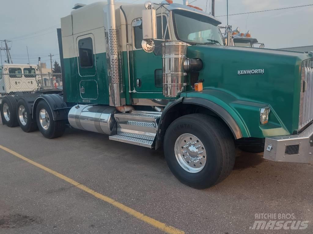 Kenworth T800 Autotractoare