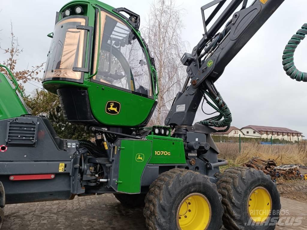 John Deere 1070G Combine forestiere
