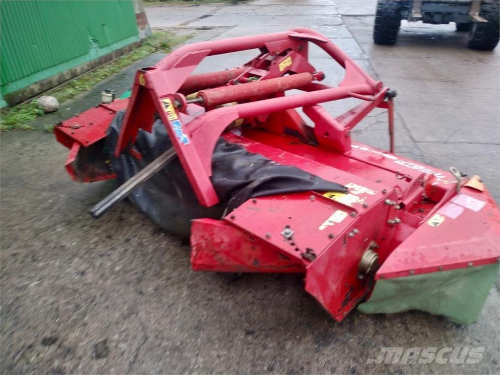 JF 2800 Cositoare de iarba cu umidificator