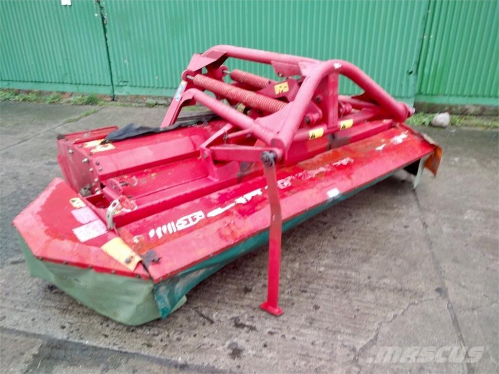 JF 2800 Cositoare de iarba cu umidificator