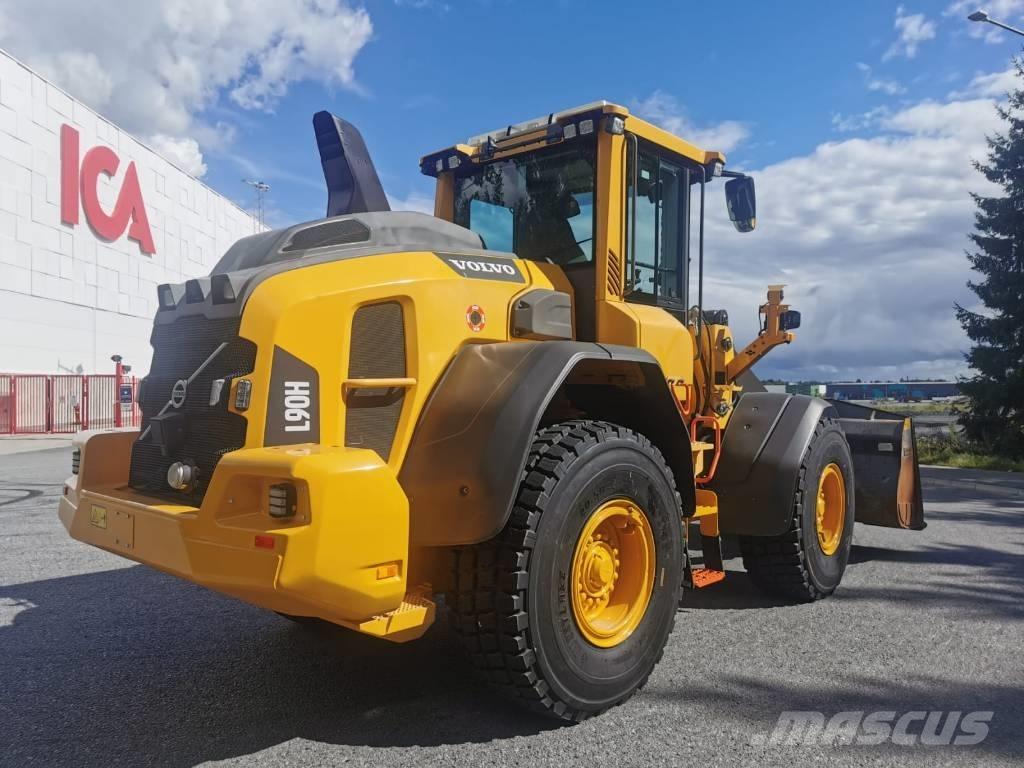 Volvo L90H Incarcator pe pneuri