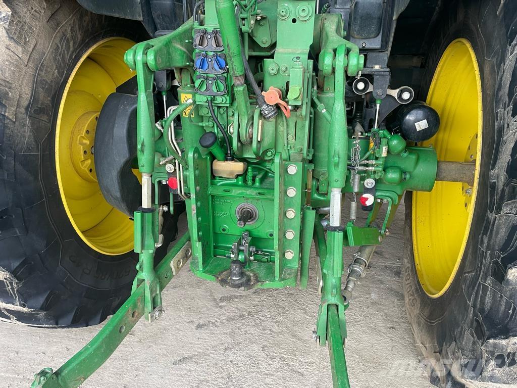 John Deere 6R 155 Tractoare