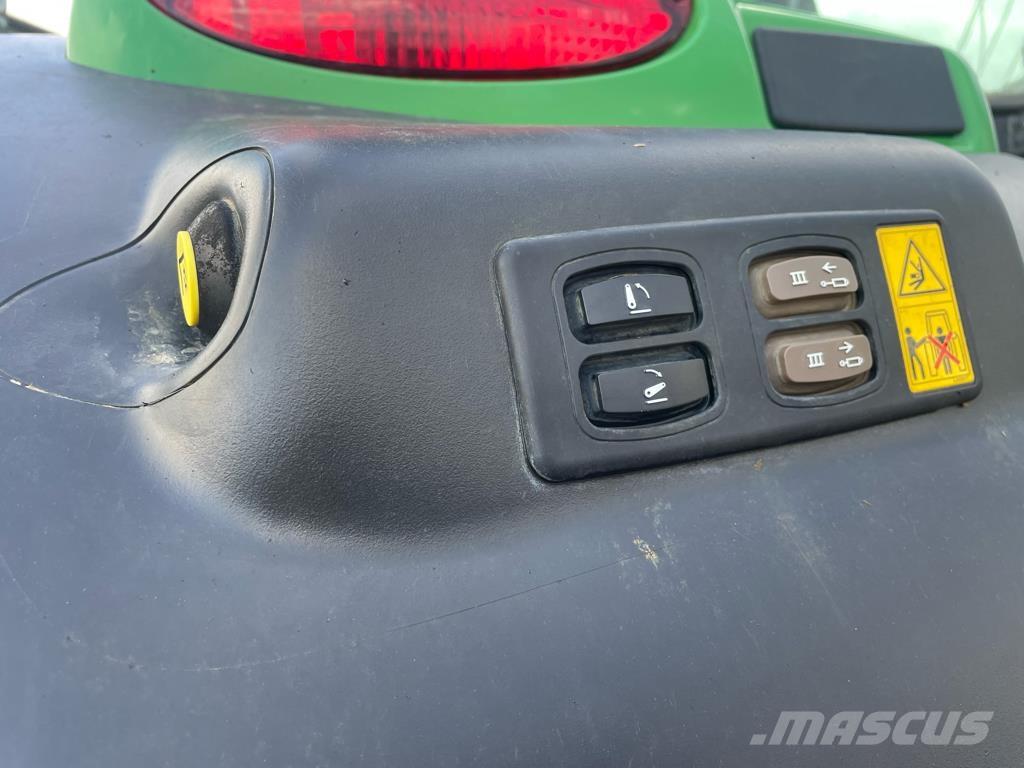 John Deere 6R 155 Tractoare