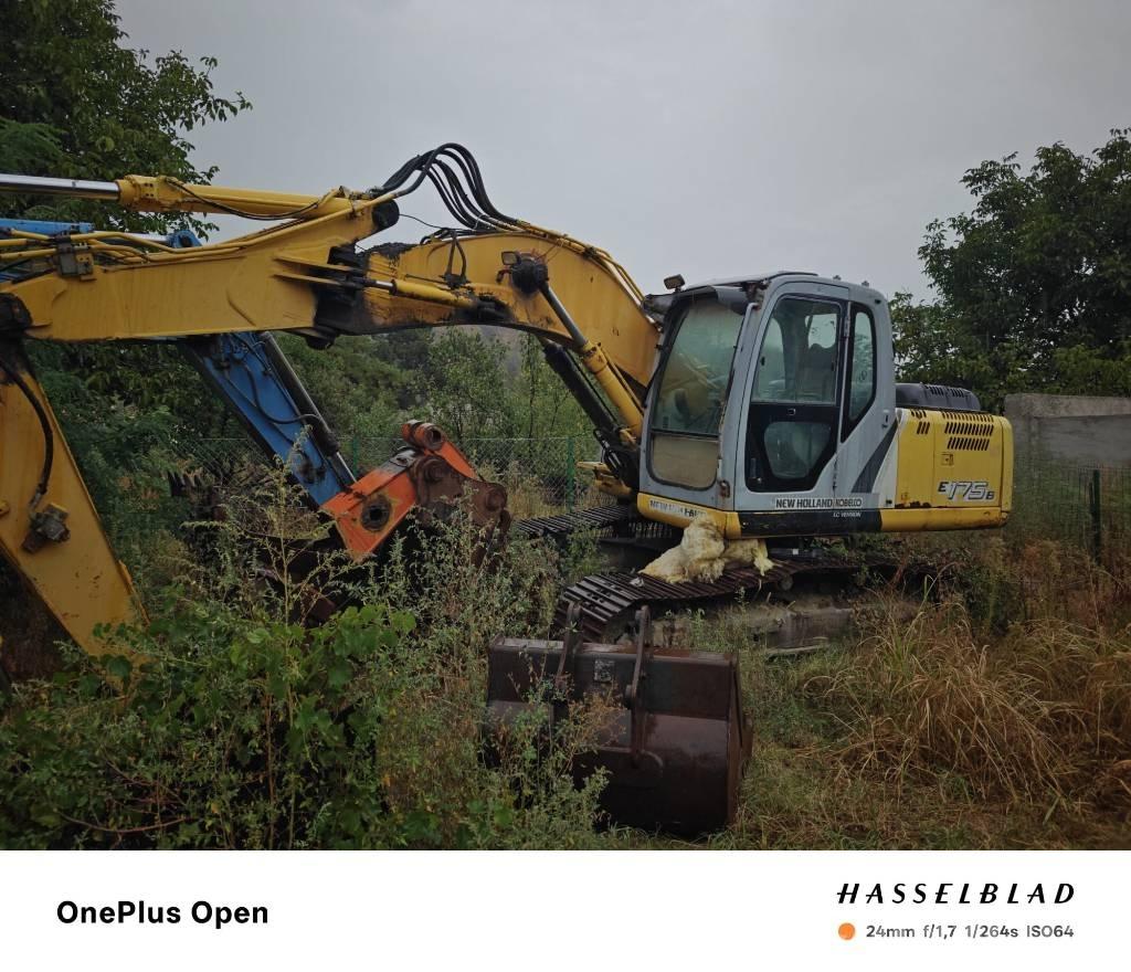 New Holland E 175 B Excavatoare pe șenile
