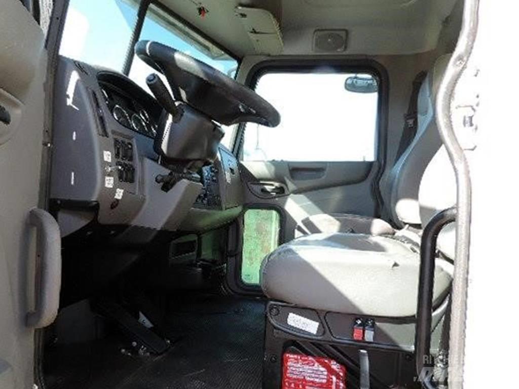 Peterbilt 348 Autobasculanta