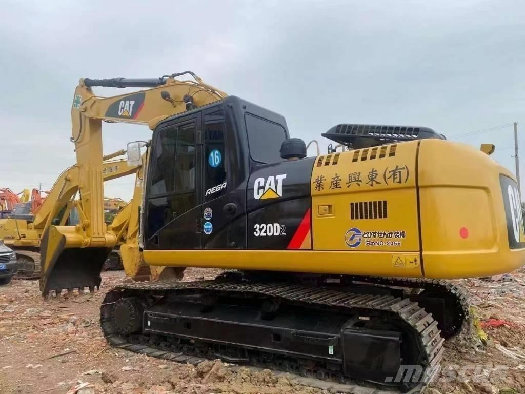 CAT 320D Excavatoare pe șenile

