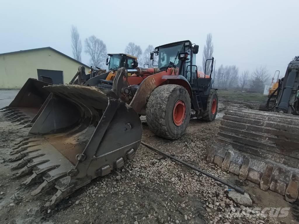 Hitachi ZW 310 Incarcator pe pneuri