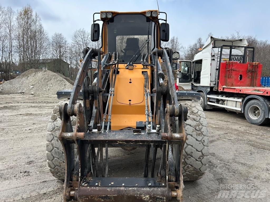 Ljungby L 15 Incarcator pe pneuri