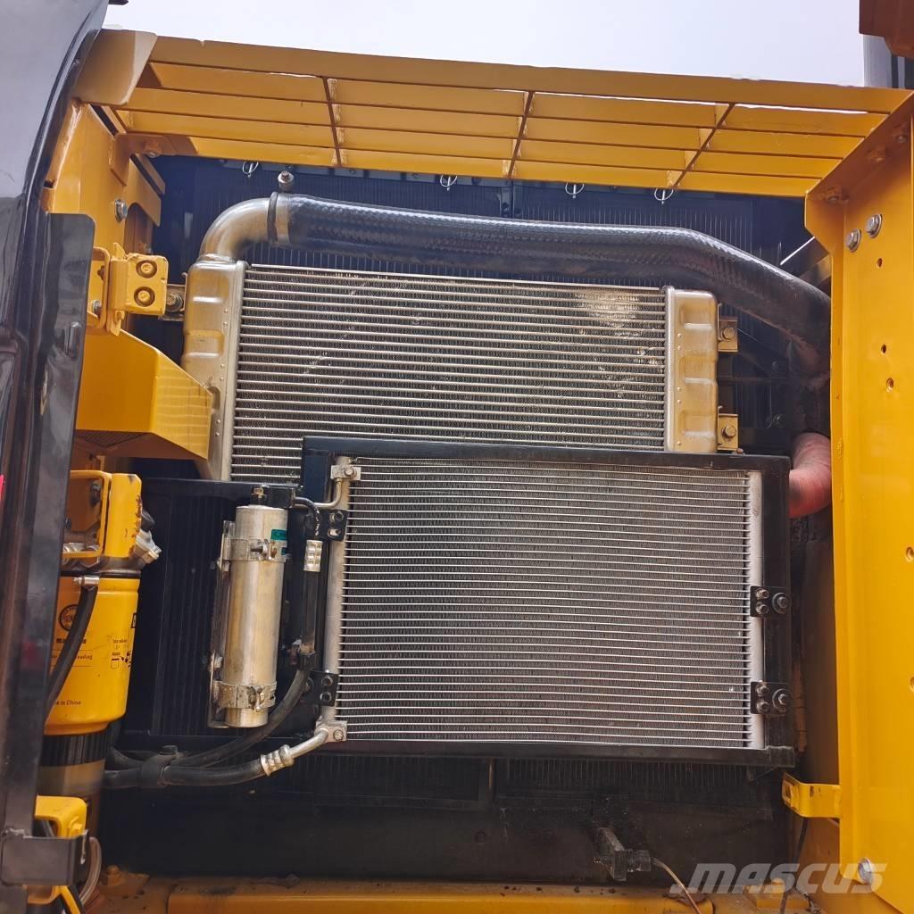 CAT 320 D Excavatoare pe șenile
