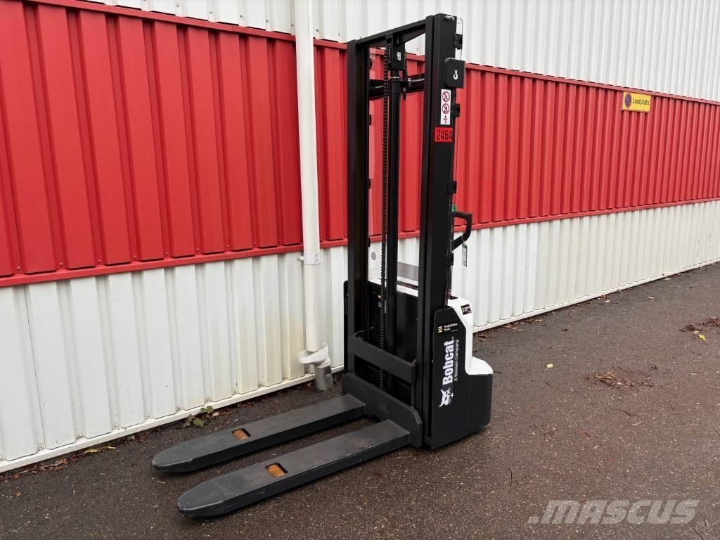 Bobcat LSM 12 N Transpaleta manuala