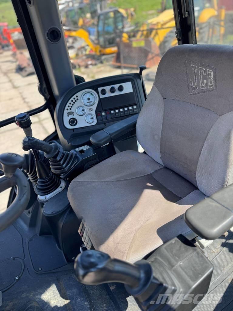 JCB 3 CX Buldoexcavatoare