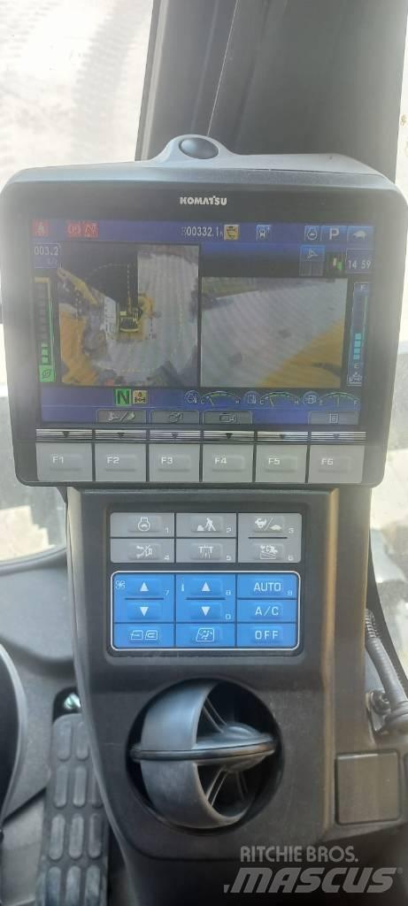 Komatsu PW148-11 Excavatoare cu roti