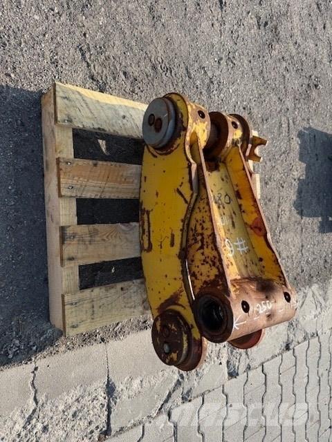 O&K Connection Link Excavator