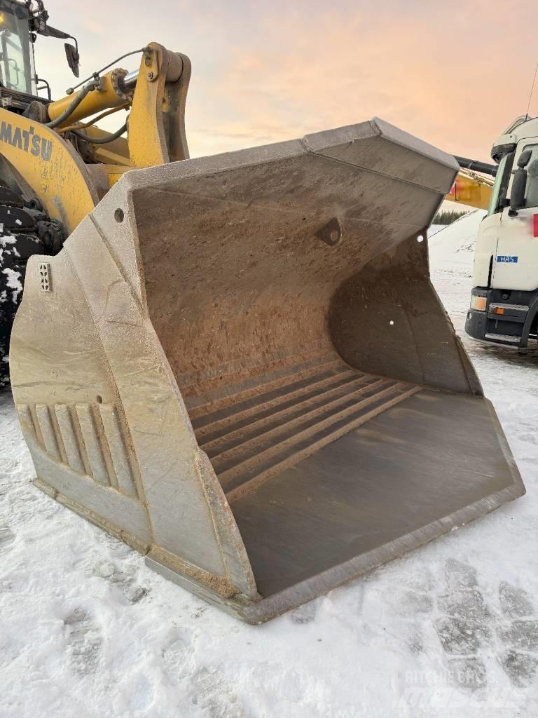 Komatsu WA 500- 8 Incarcator pe pneuri