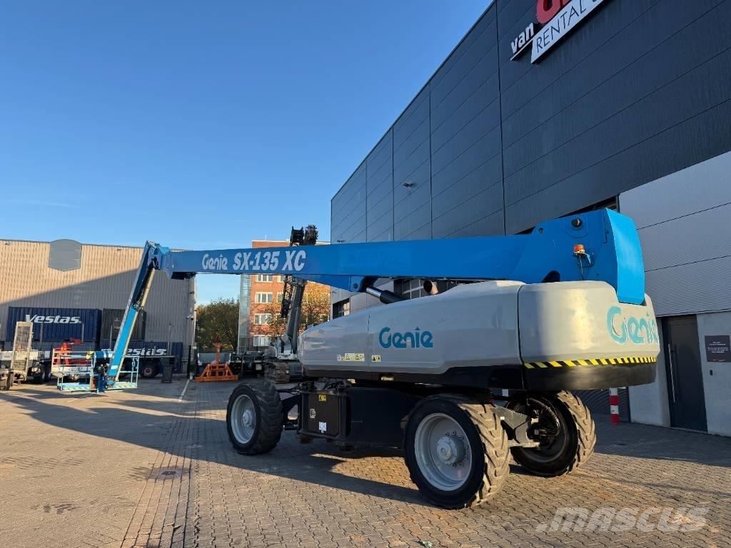 Genie SX 135 XC Nacele cu brat telescopic