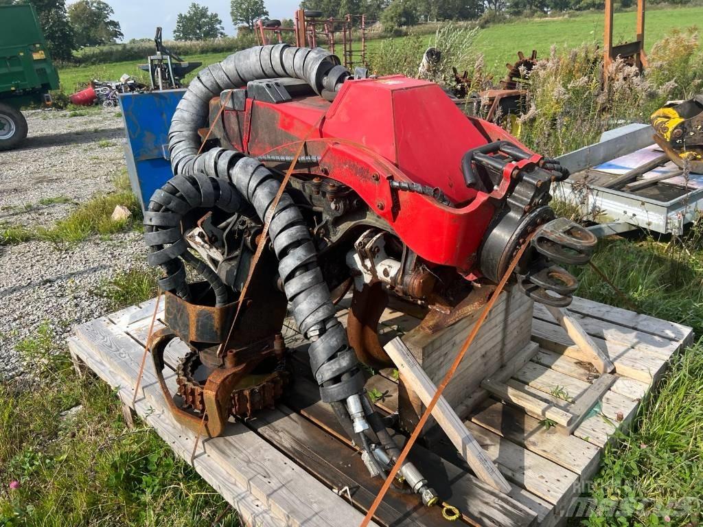 Komatsu C144 Capete pentru culegatoare