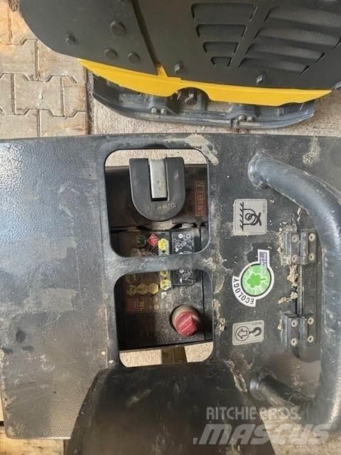 Bomag BPR35/60 D Vibratoare